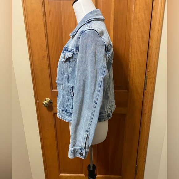 NWT Style & Co Petite Classic Denim Jacket - Picture 3 of 3